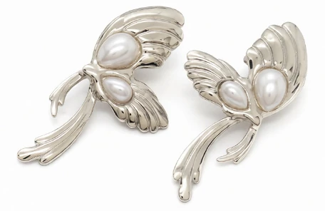 Aros de acero quirurgico mariposa con perlas 38mm